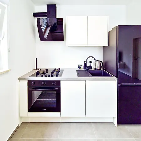 Apartament Laura & Nino *