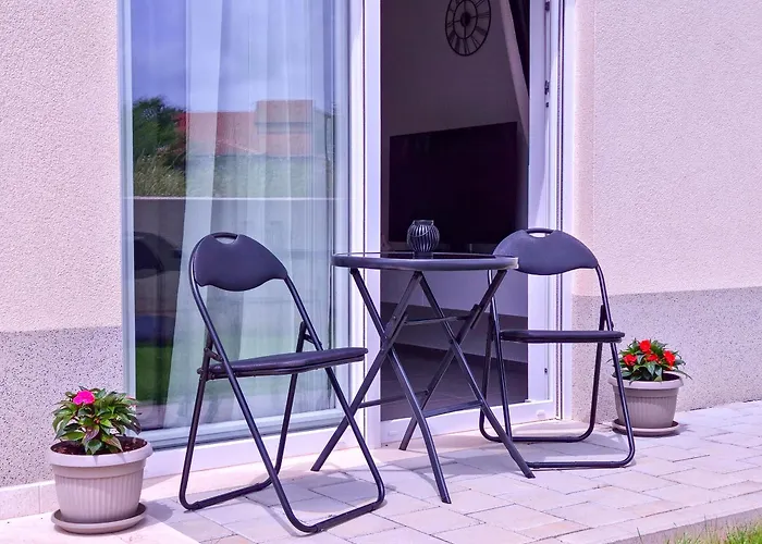 Laura & Nino Apartment *